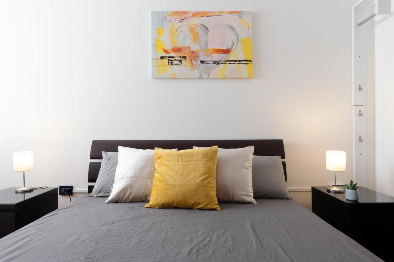 Terrace At 20 Minutes From Duomo - Homeunity Apartment Milan